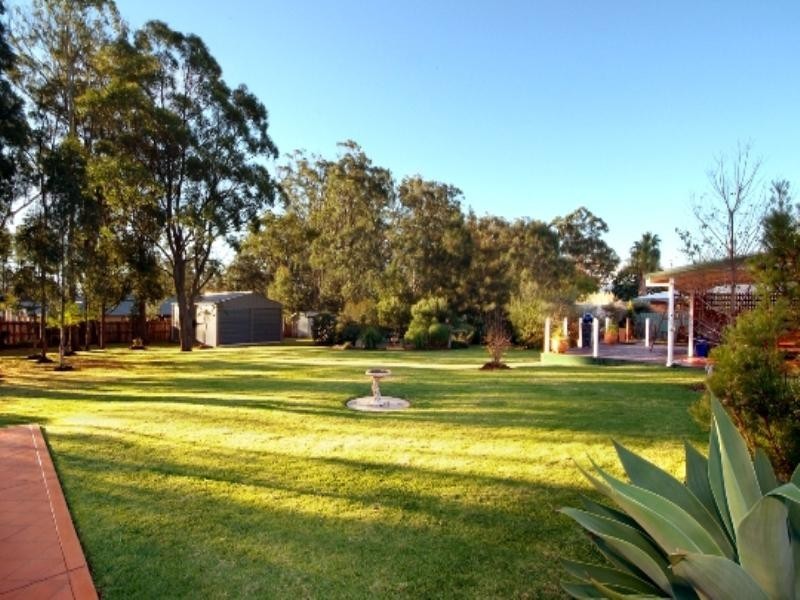 10 Lorikeet Street, Highfields QLD 4352