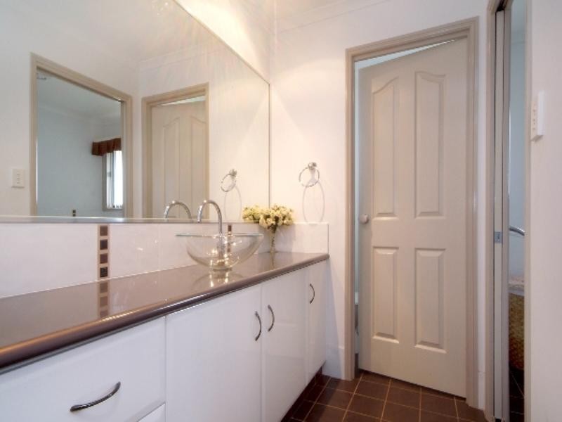 11 Cole Drive, Highfields QLD 4352