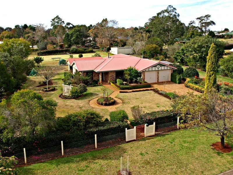 4 Brookton Avenue, Highfields QLD 4352