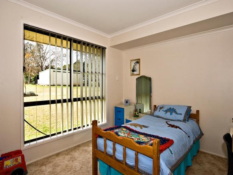 4 Brookton Avenue, Highfields QLD 4352