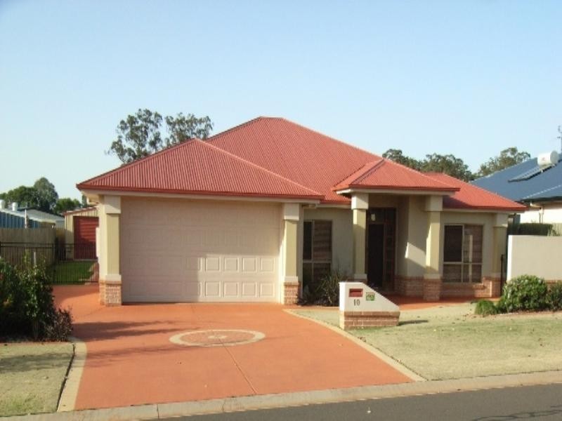 10 Dunbar Court, Highfields QLD 4352