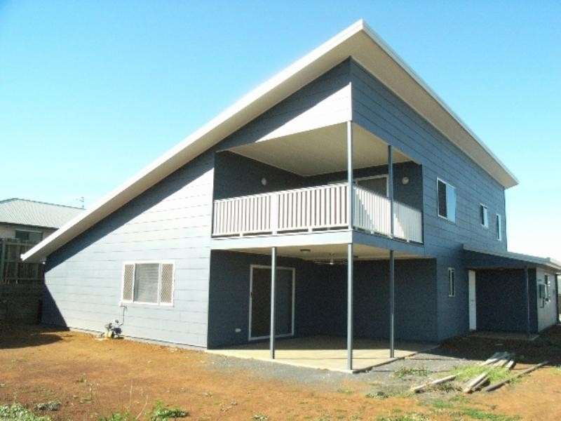 84 Smythe Drive, Highfields QLD 4352