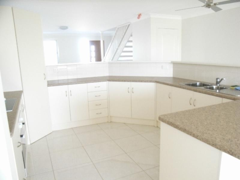 84 Smythe Drive, Highfields QLD 4352