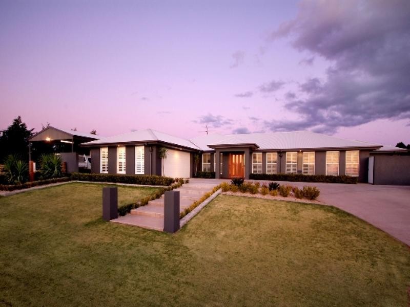 7 Jacquelyn Street, Highfields QLD 4352