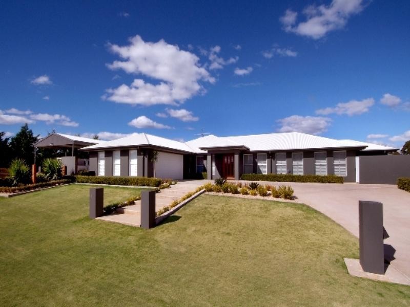 7 Jacquelyn Street, Highfields QLD 4352