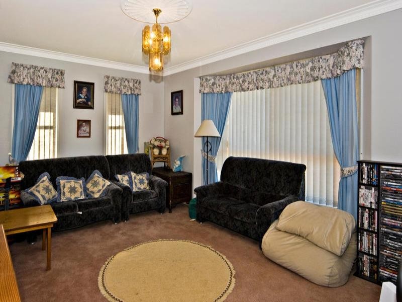 3 Reis Road, Highfields QLD 4352