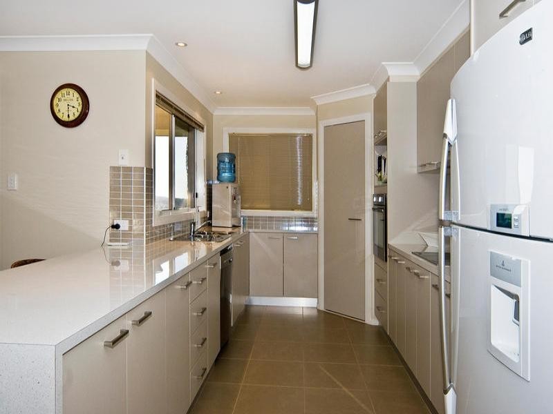 8 Mountview Court, Highfields QLD 4352