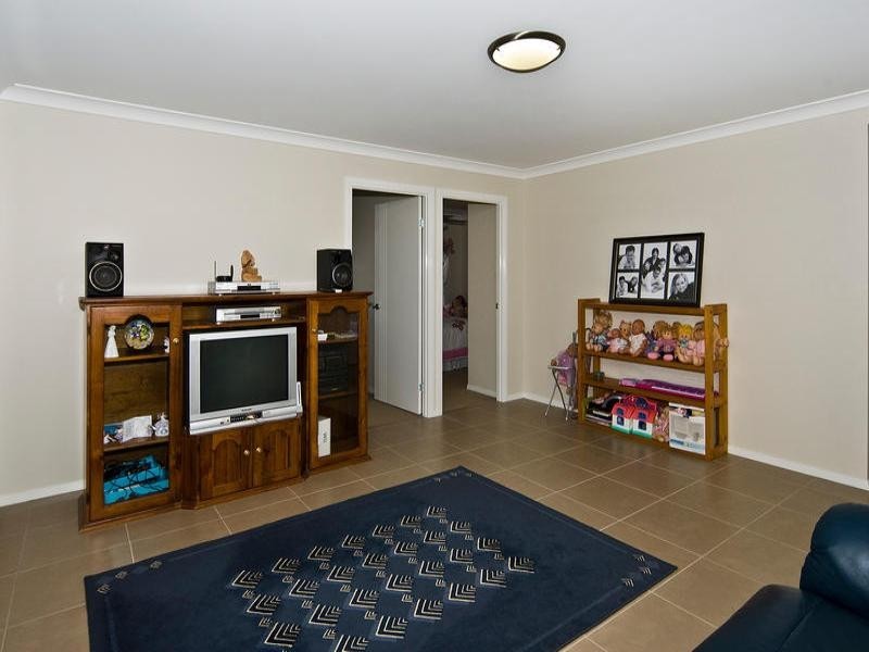 8 Mountview Court, Highfields QLD 4352