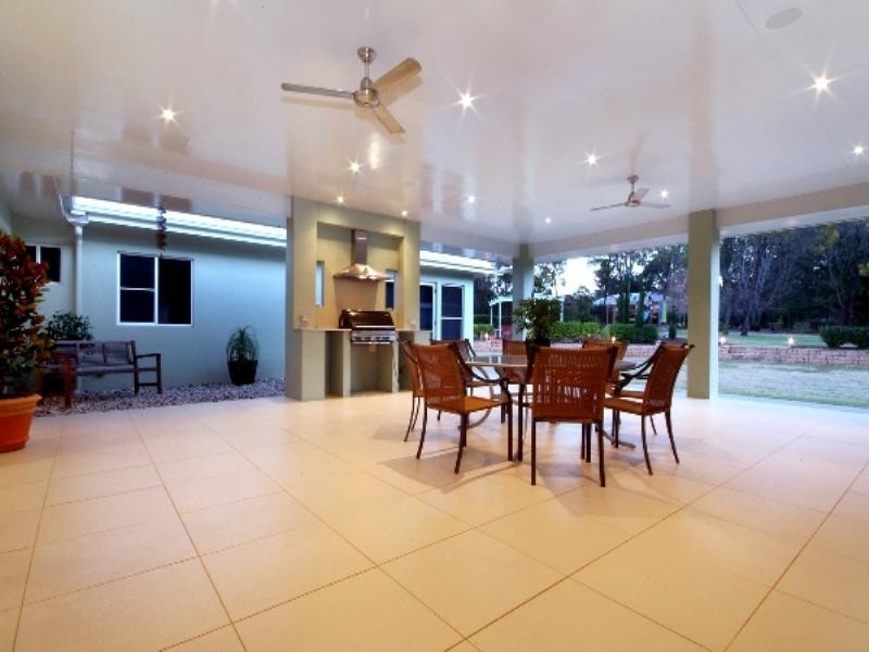 7 Werribee Drive, Highfields QLD 4352