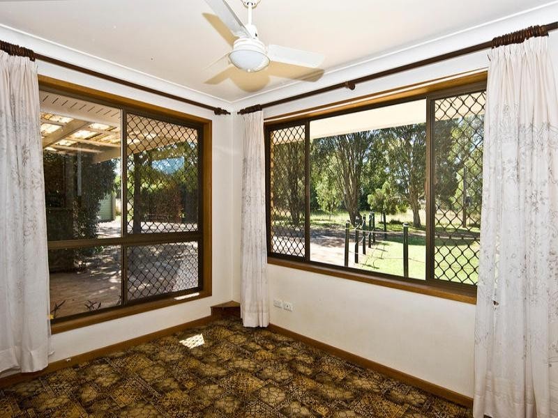 10 Morobe Street, Highfields QLD 4352