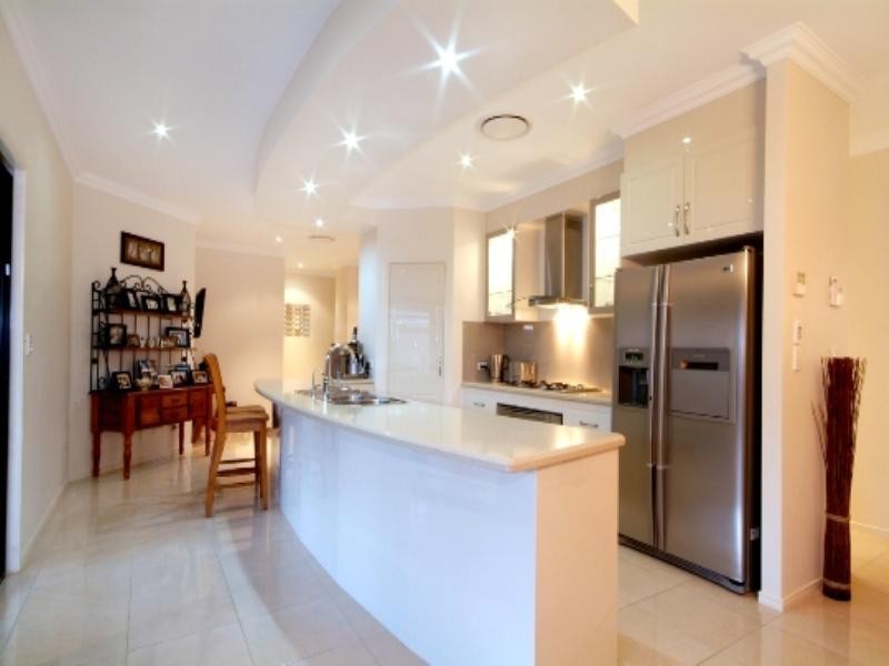 2 Cockatoo Court, Highfields QLD 4352