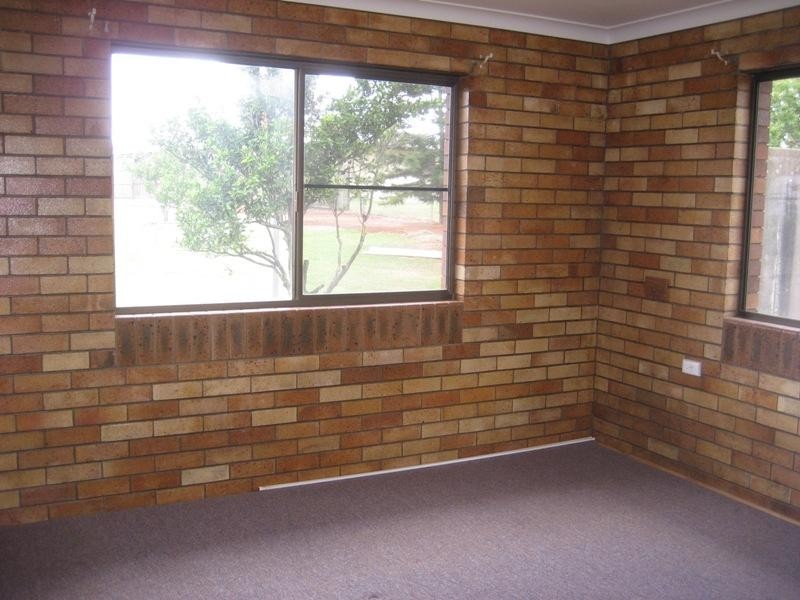 41 Holly Avenue, Highfields QLD 4352