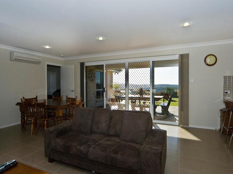 8 Mountview Court, Highfields QLD 4352