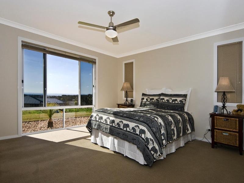 8 Mountview Court, Highfields QLD 4352