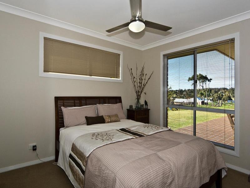 8 Mountview Court, Highfields QLD 4352