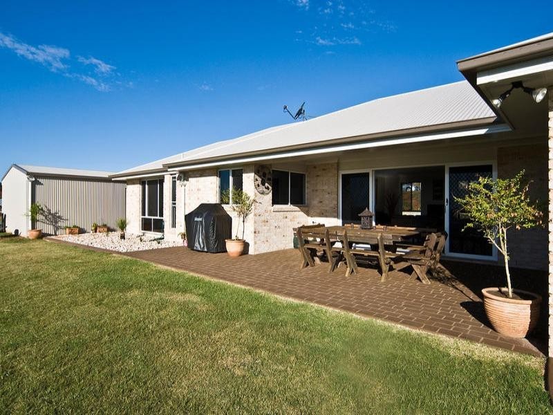 8 Mountview Court, Highfields QLD 4352