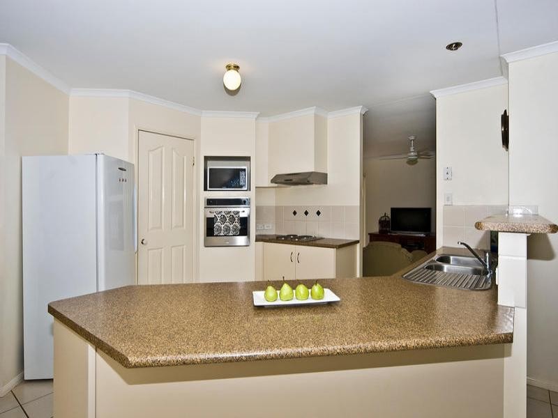 16 Bunya View Drive, Highfields QLD 4352