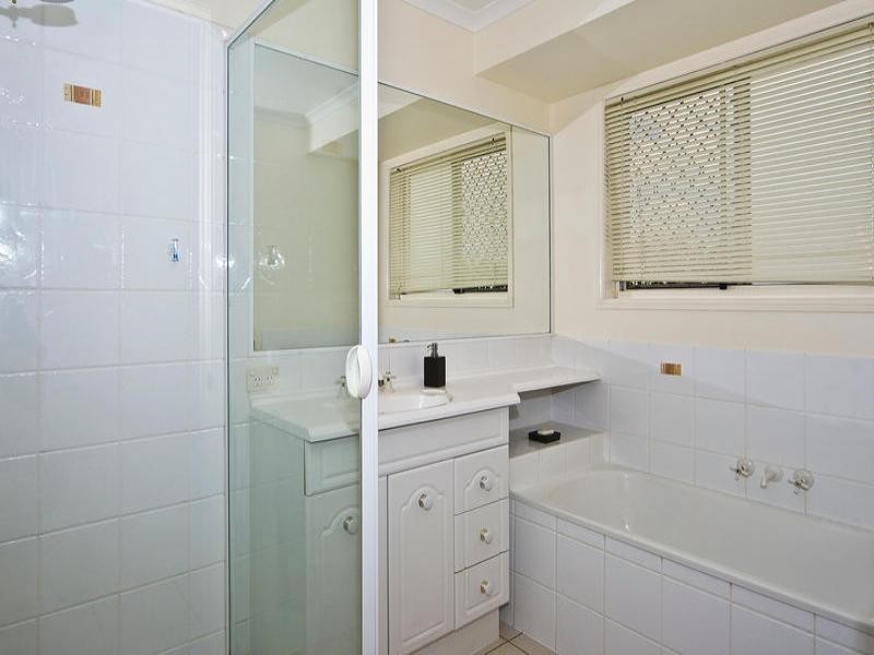 16 Bunya View Drive, Highfields QLD 4352