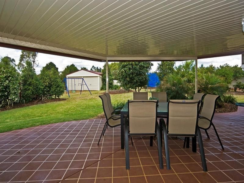 16 Bunya View Drive, Highfields QLD 4352