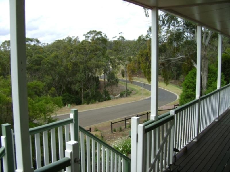 7 Parkway Drive, Highfields QLD 4352