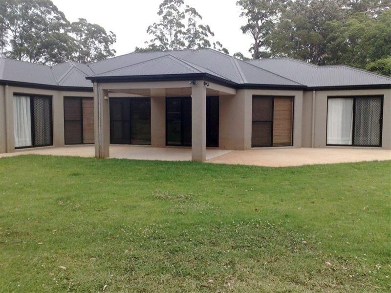 18 Highfields Road, Highfields QLD 4352