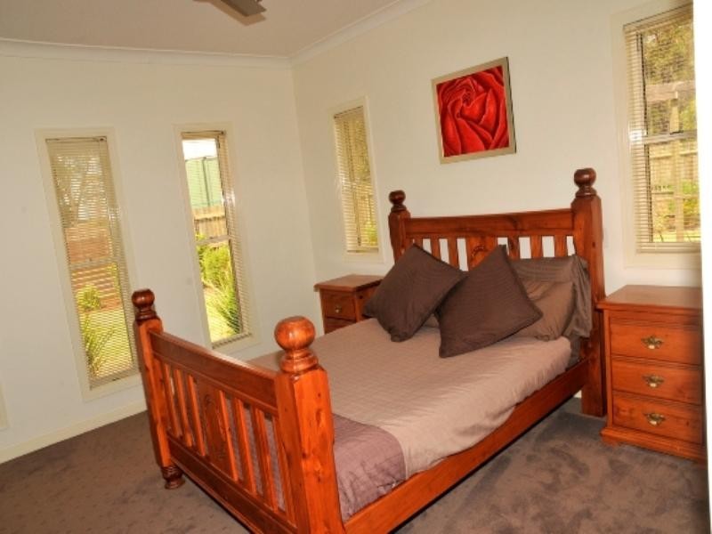 23 Nioka Drive, Highfields QLD 4352