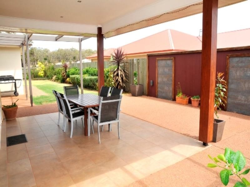 23 Nioka Drive, Highfields QLD 4352