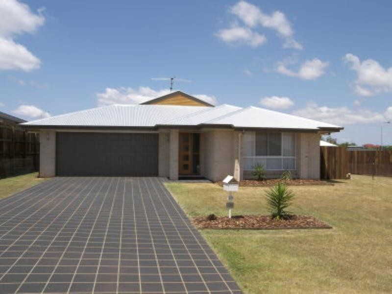 59 Smythe Drive, Highfields QLD 4352