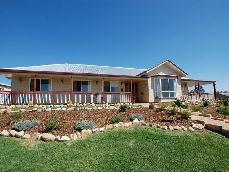 15 Mountview Court, Highfields QLD 4352