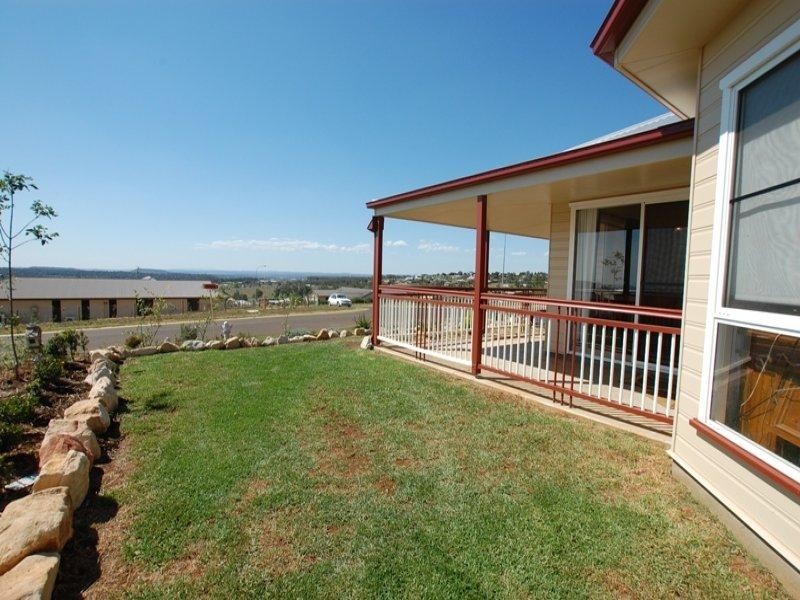 15 Mountview Court, Highfields QLD 4352