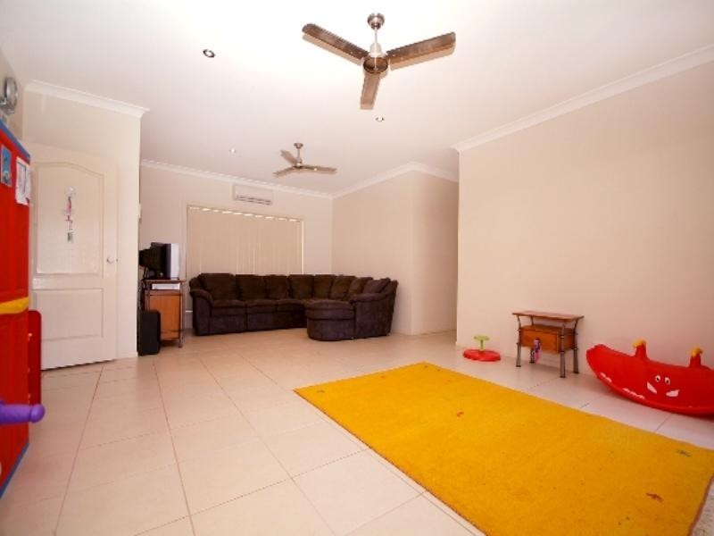 18 Dunbar Court, Highfields QLD 4352