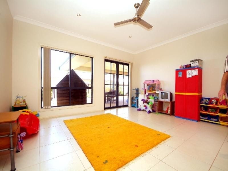 18 Dunbar Court, Highfields QLD 4352