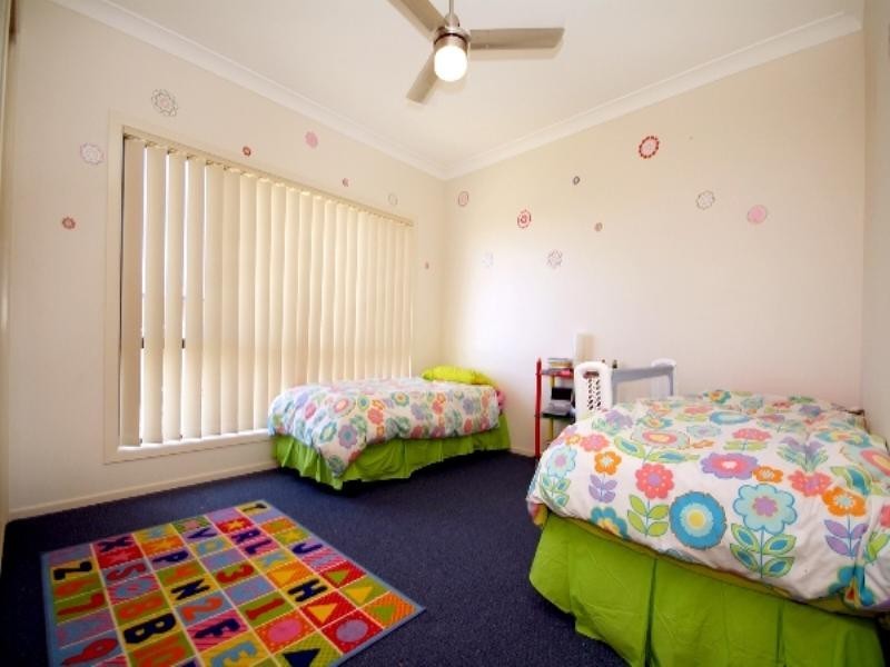 18 Dunbar Court, Highfields QLD 4352