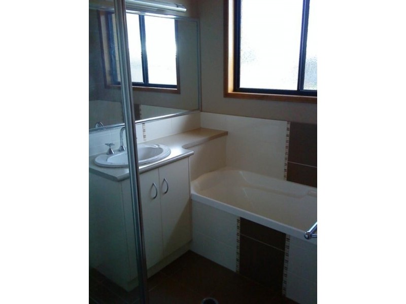 5 Mercedes Drive, Highfields QLD 4352