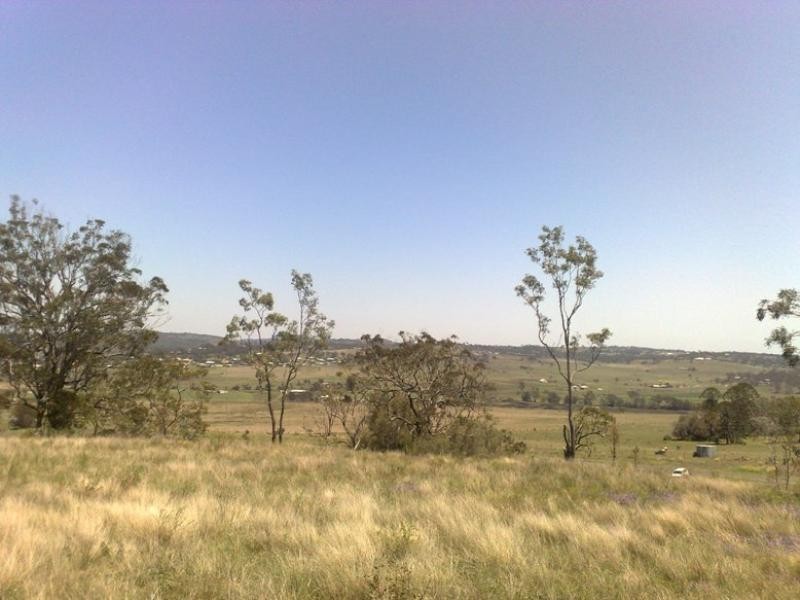 110-150 Willims Road, Cranley QLD 4350