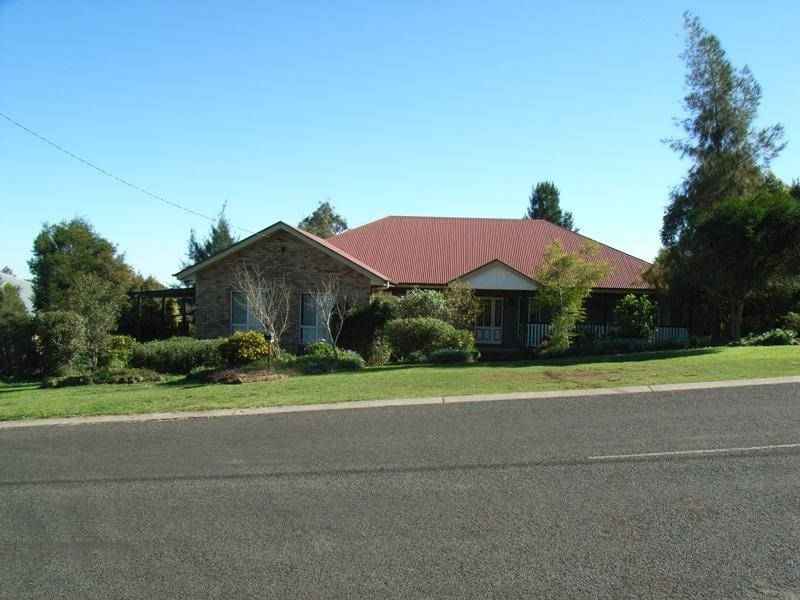 25 Granada Drive, Highfields QLD 4352