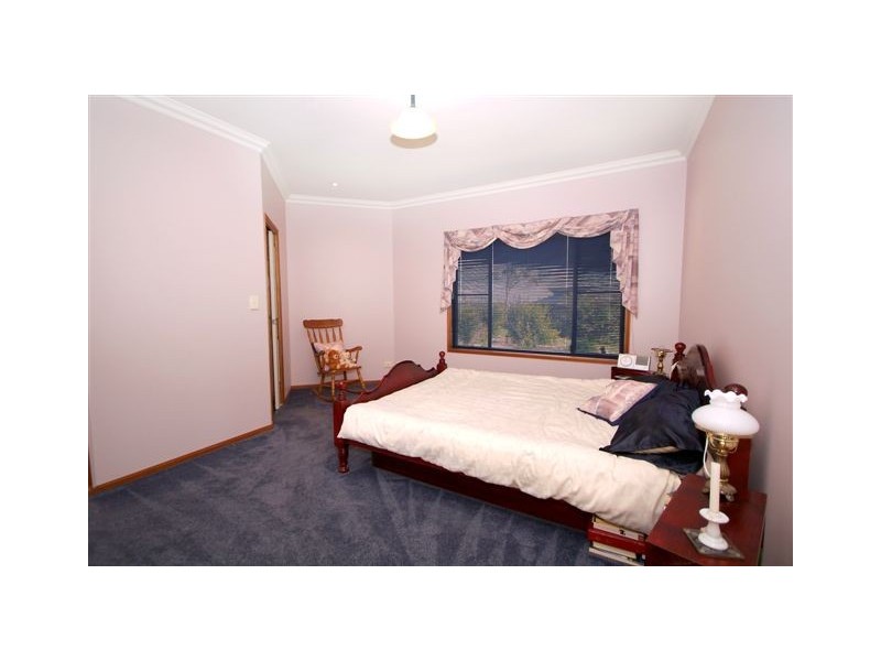 6 High Street, Highfields QLD 4352