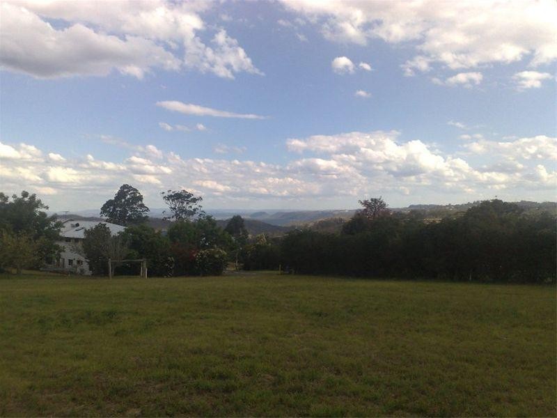 2 Valley View Court, Highfields QLD 4352