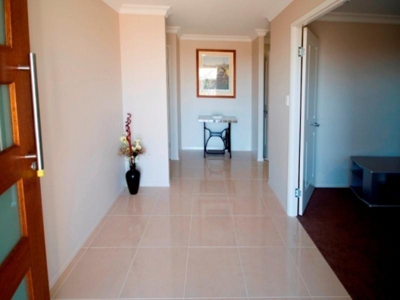 35 Nioka Drive, Highfields QLD 4352