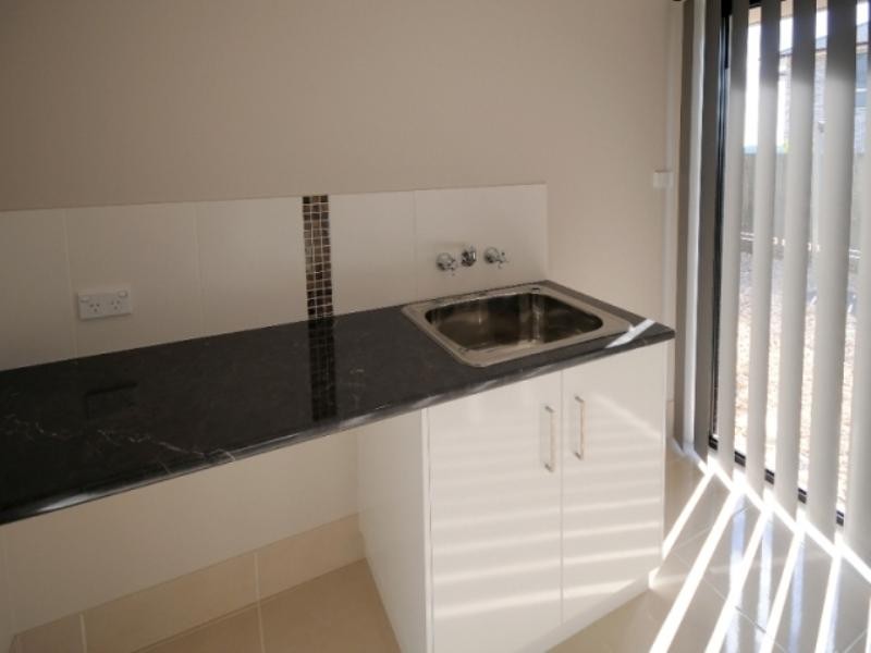 35 Nioka Drive, Highfields QLD 4352