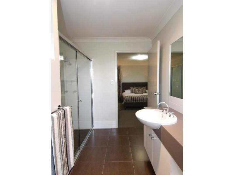 89 Polzin Road, Highfields QLD 4352