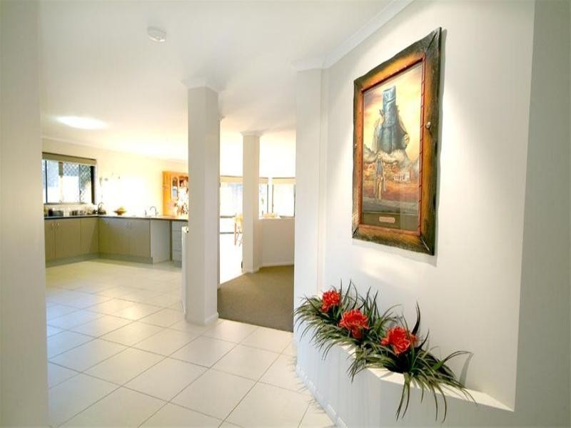 3 Mercedes Drive, Highfields QLD 4352