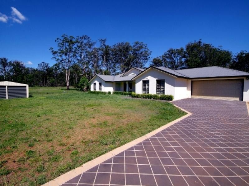 5 Perry Road, Cabarlah QLD 4352