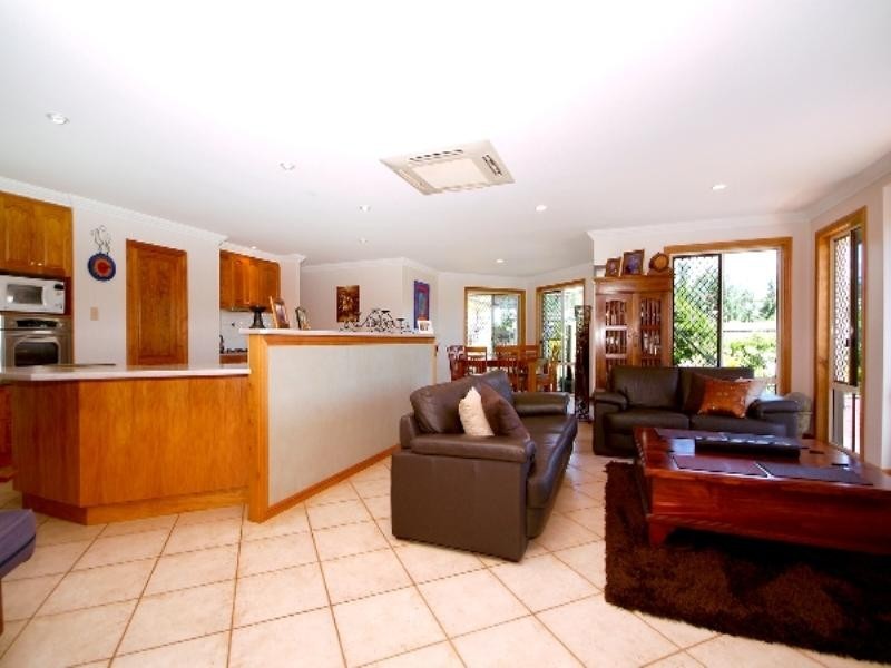 13 Denaid Street, Highfields QLD 4352