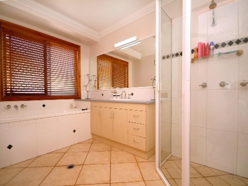 13 Denaid Street, Highfields QLD 4352