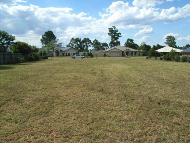 9 Arcadia Court, Highfields QLD 4352