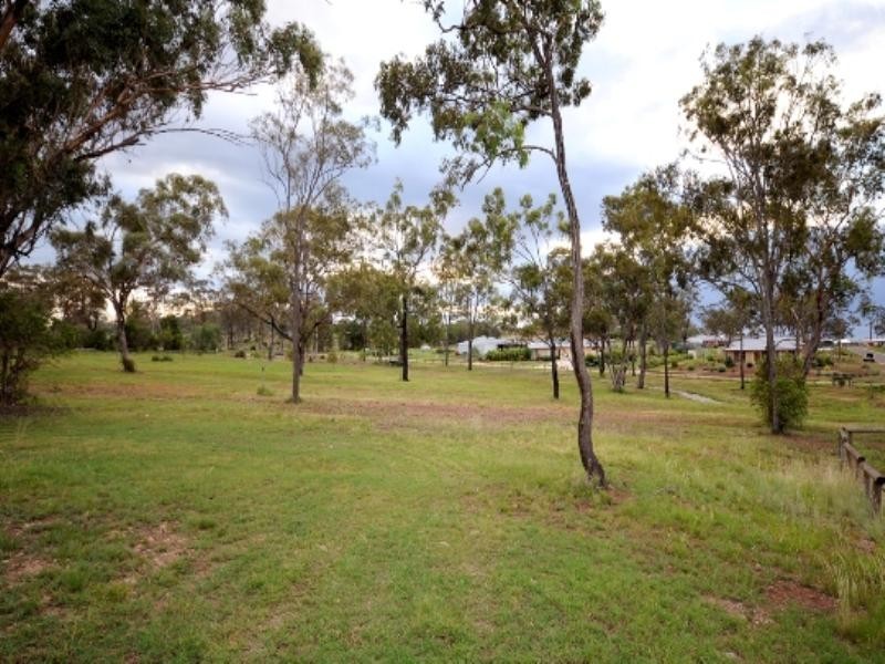 66 Highland Park Road, Meringandan West QLD 4352