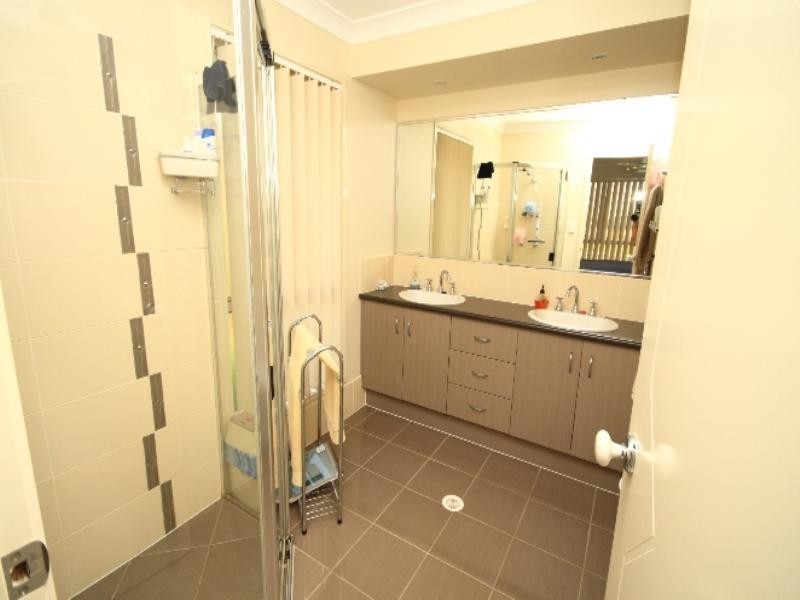 69 Polzin Road, Highfields QLD 4352