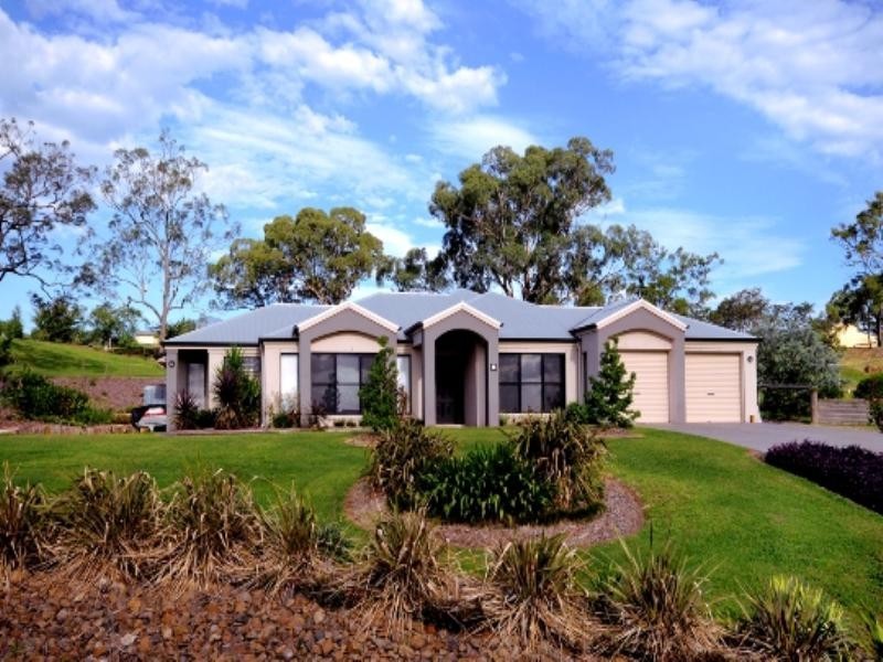 9 William Court, Cotswold Hills QLD 4350