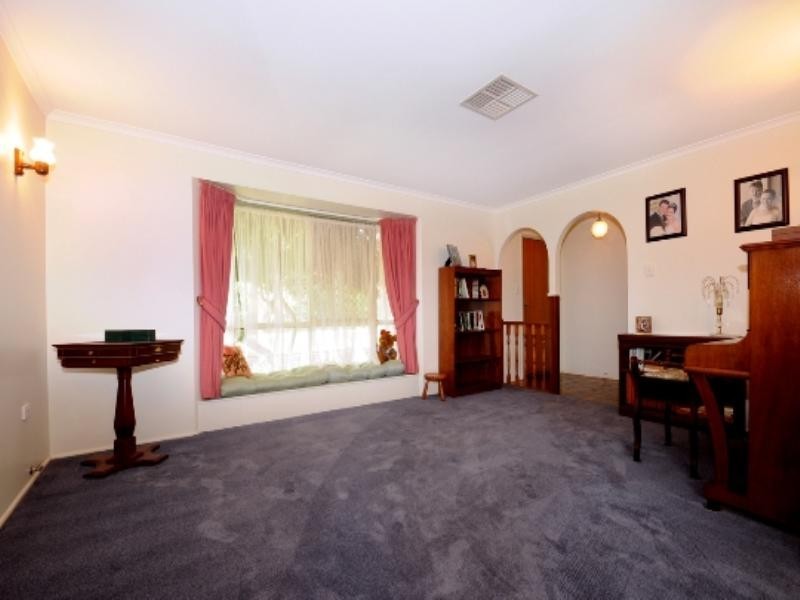 12 Orange Grove Road, Highfields QLD 4352